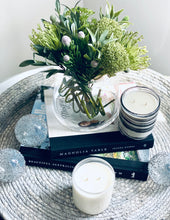 Load image into Gallery viewer, Vogue Swirl 390ml